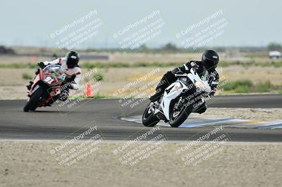 media/Apr-18-2025-TrackDaz (Fri) [[45f5874c44]]/C Group/Session 1 (Turn 7)/